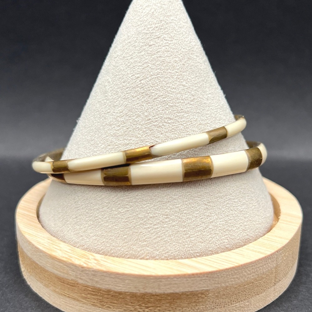 Vintage Bangle Bracelet Set Brass Tone Cream Bone Inlay Boho Stackable
